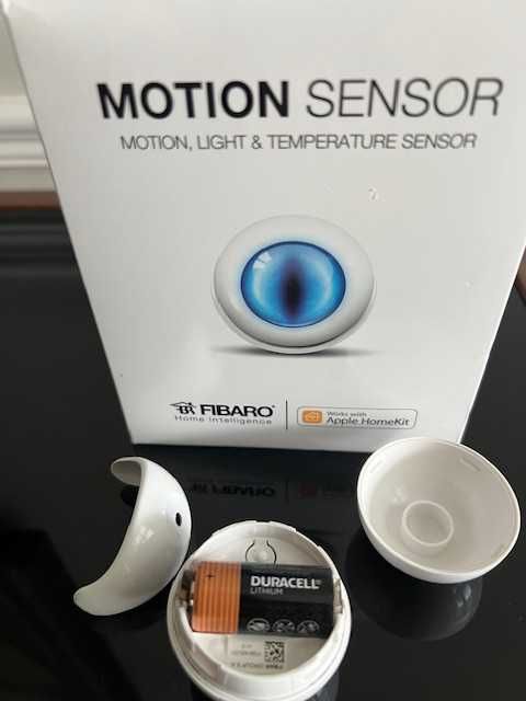 Czujnik ruchu i temperatury Fibaro FGMS-001 Motion Sensor