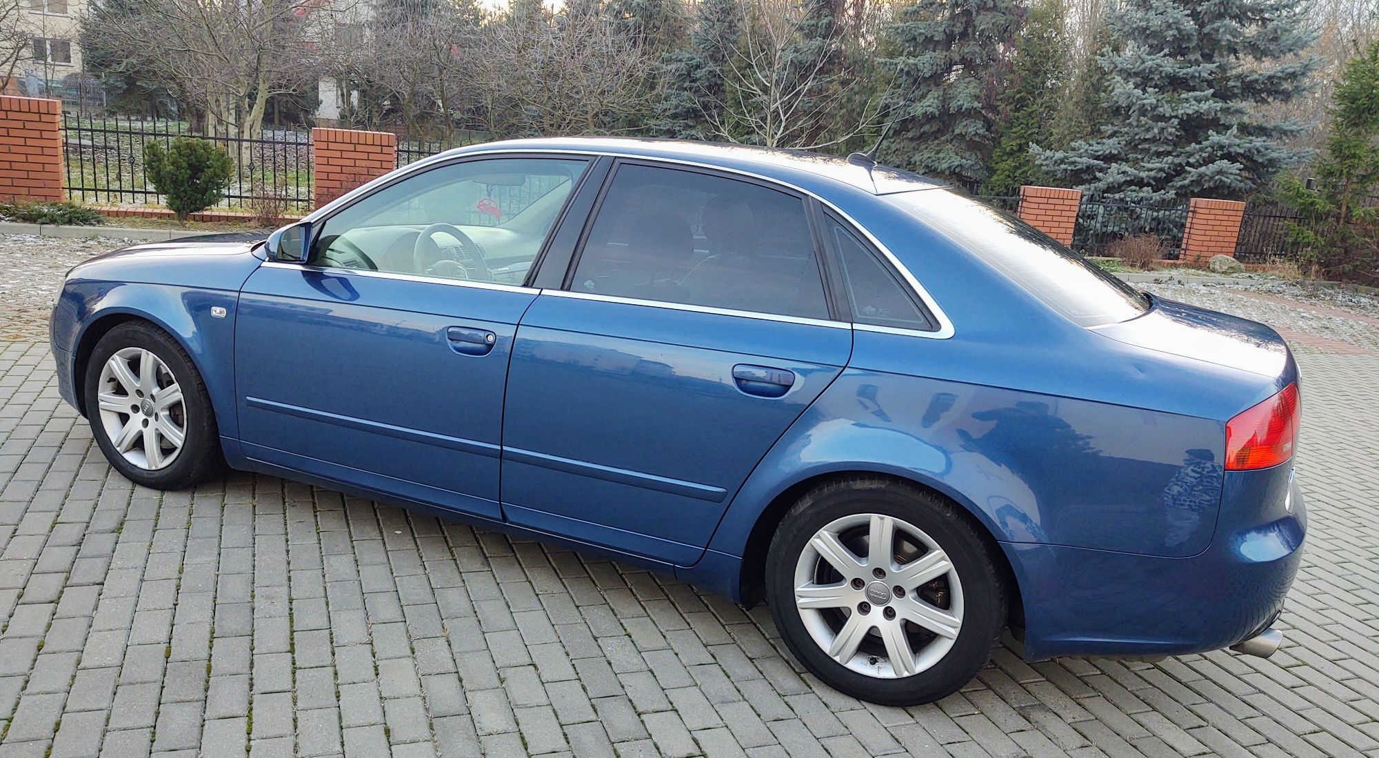 Audi A4 3.2 V6 260KM 2007 Quattro Bogate wyposażenie Zobacz
