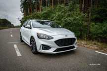 Ford Focus ST-Line automat 2019 Biały diesel
