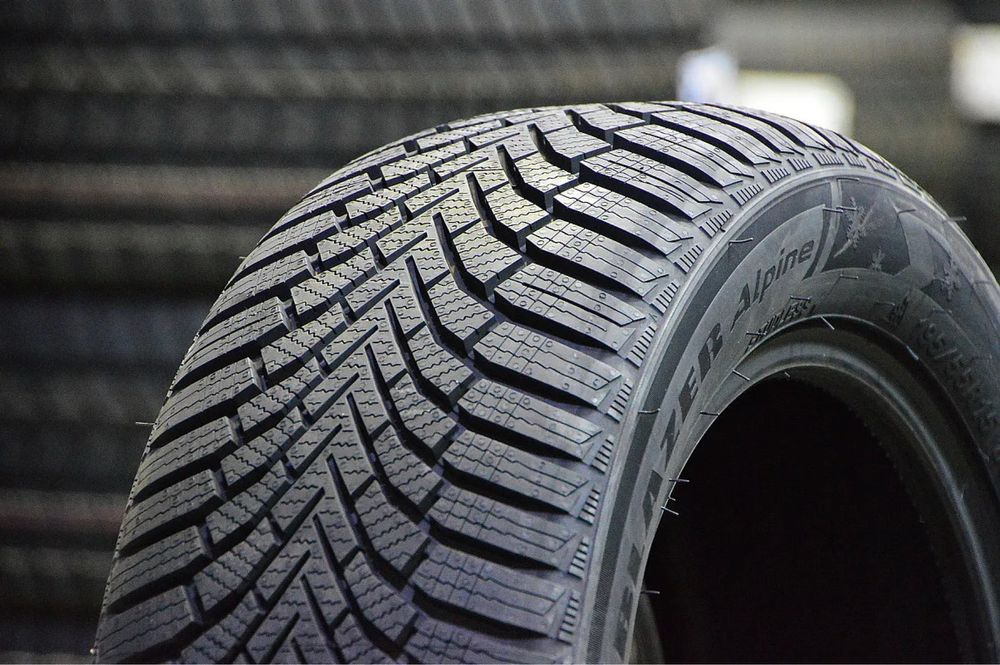 Зима Sailun ICE BLAZER Alpine+ 215/65 R16 98H