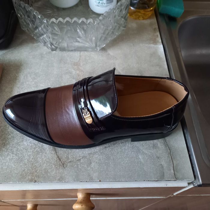 Sprzedam NOWE buty meskie