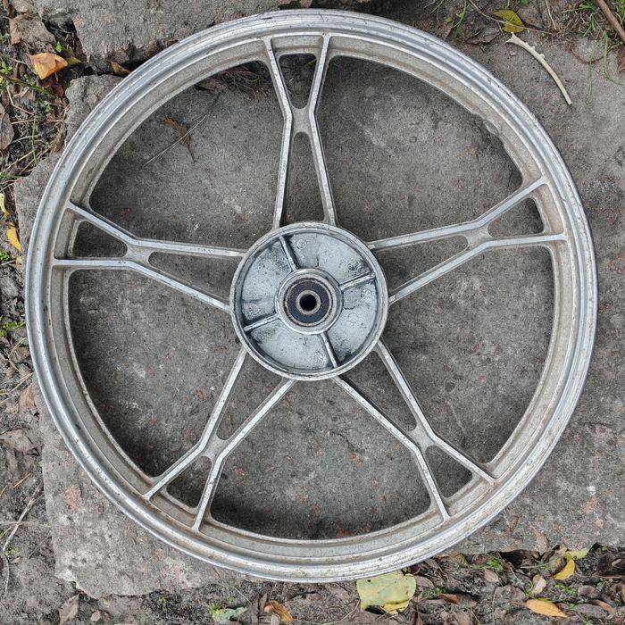 Запчастини на  Alpha - Delta