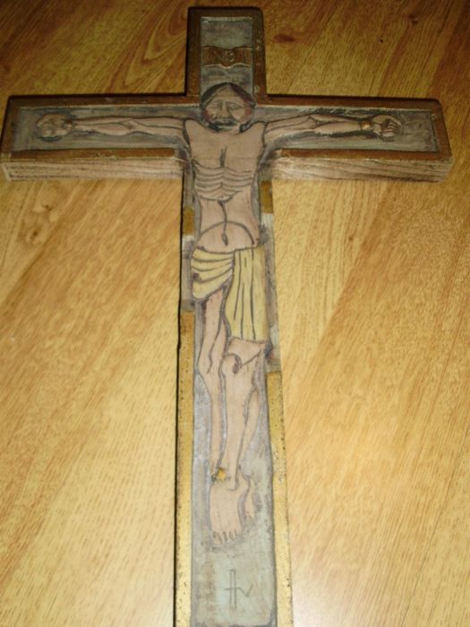 crucifixo em madeira - esculpido mão