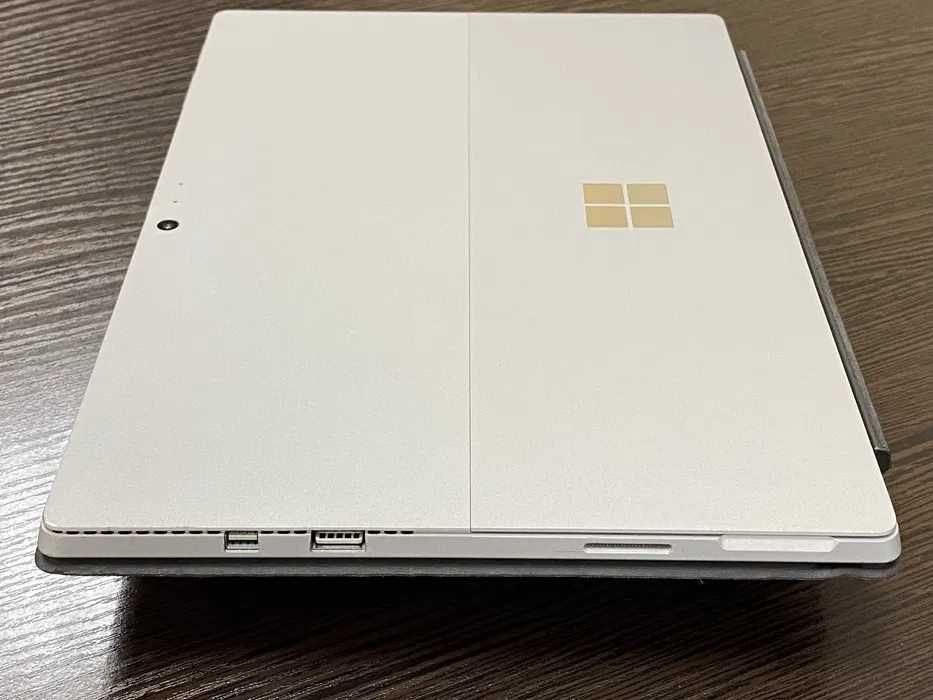 Microsoft Surface Pro 6 i7 8Gb 256GbSSD +Windows ліцензія активований