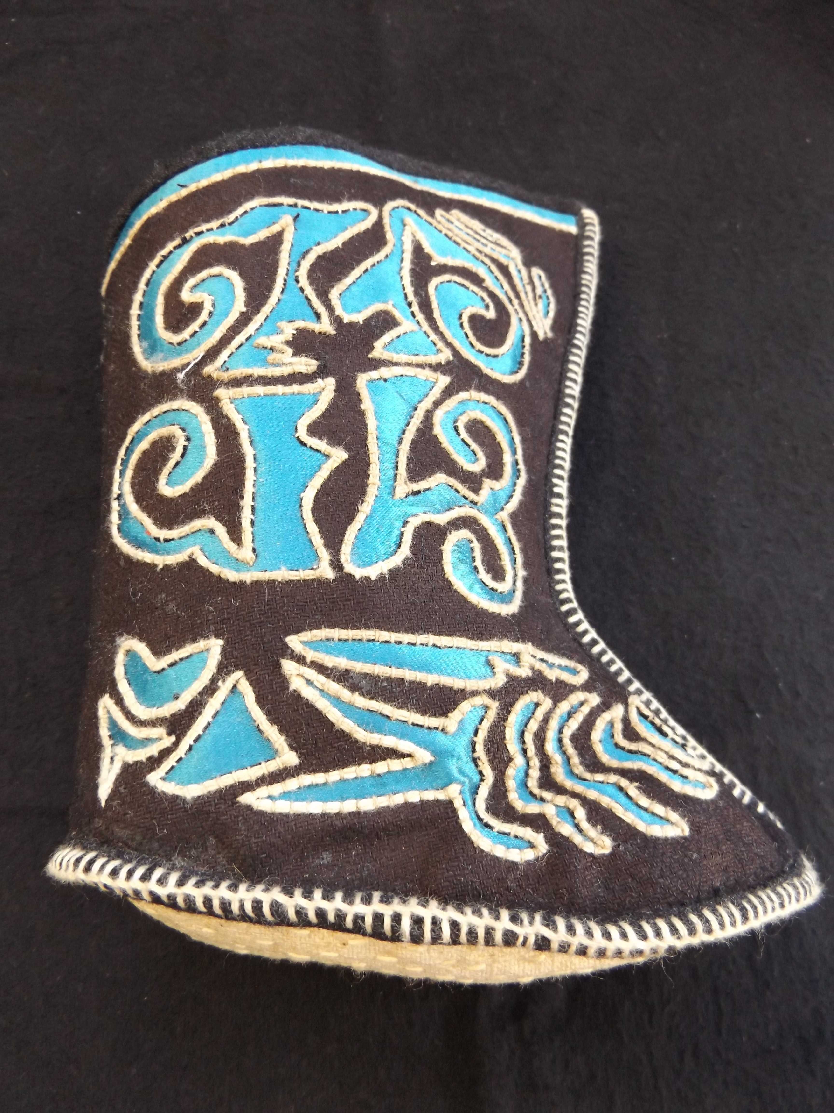 PAR de BOTAS Criança – Povo MIAO – China