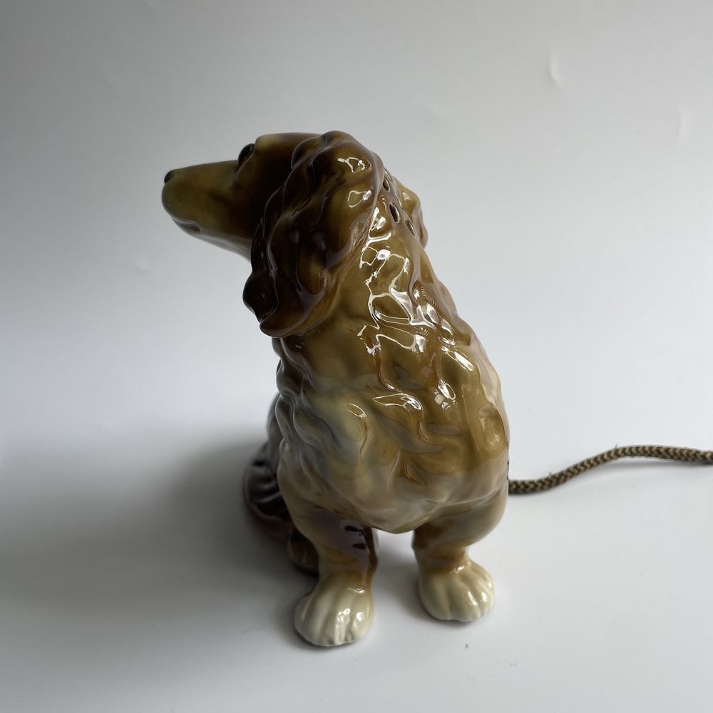 Porcelanowy Jamnik szorstkowłosy figurka psa stara Lampka perfumowa