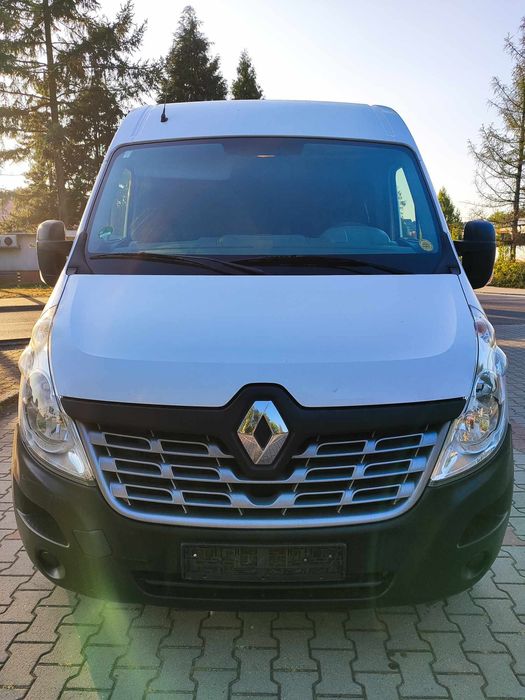 Wynajem wypożyczalnia busów dostawcze blaszanka