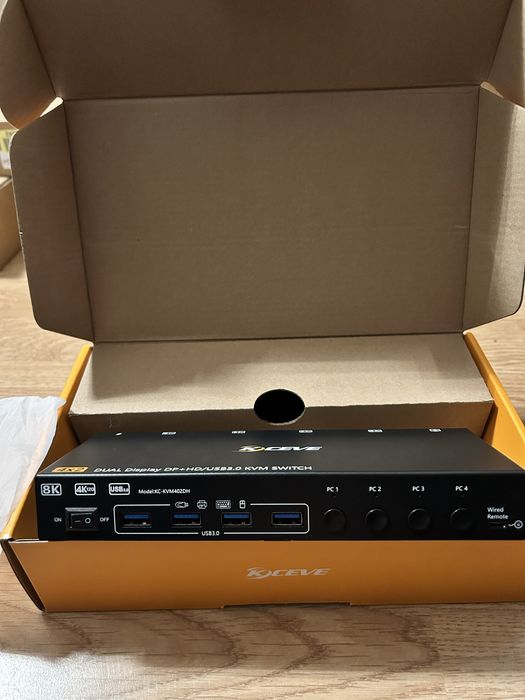 Kceve 4x2 Dual display przelacznik usb 3.0