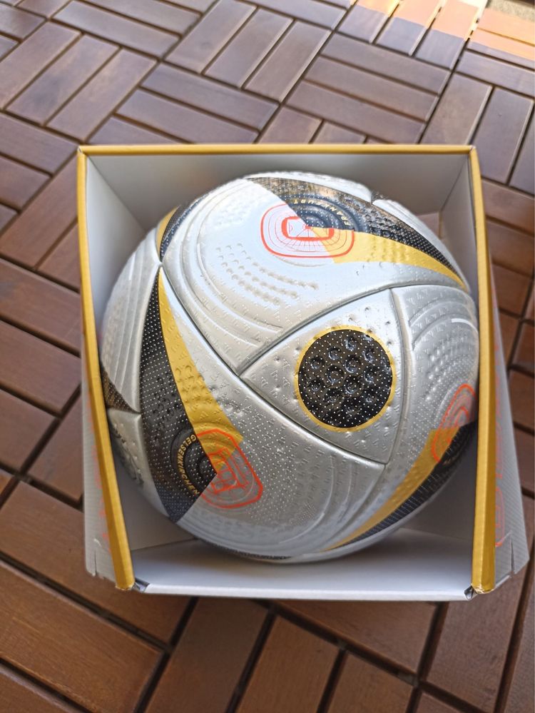 Piłka adidas euro 2024 Final