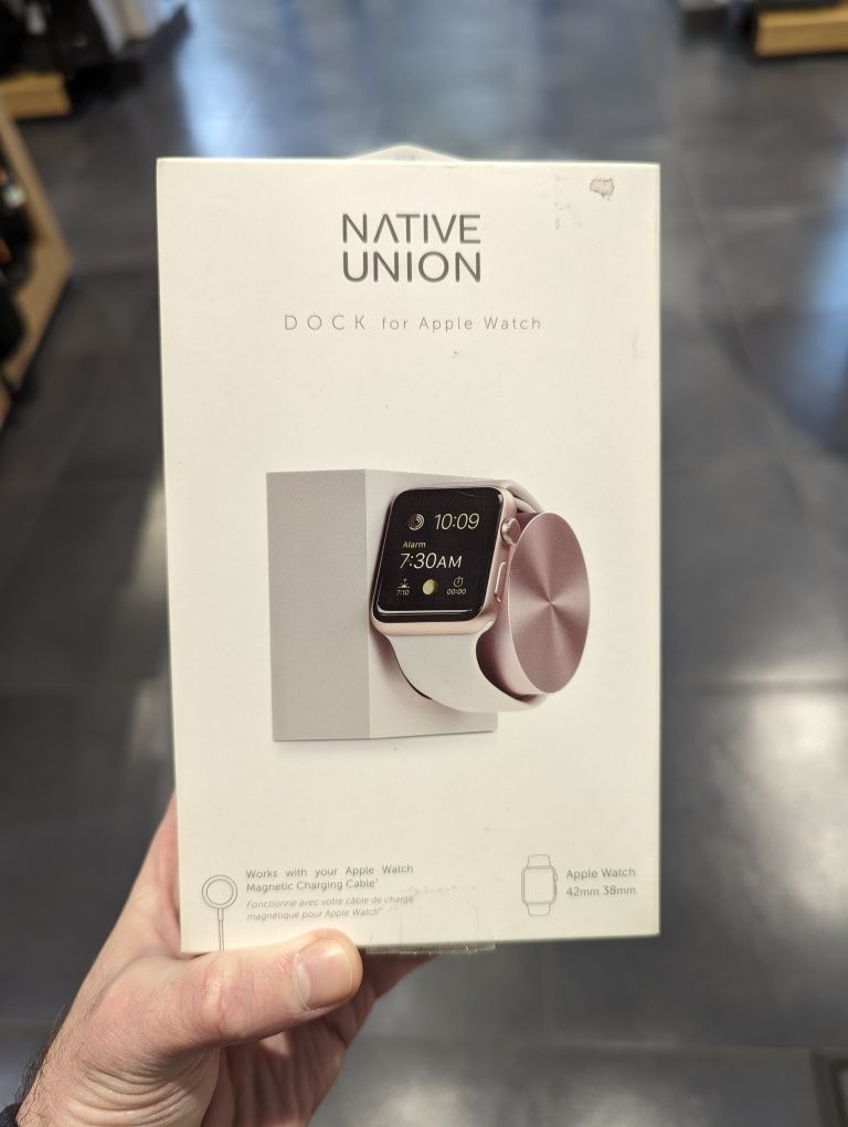 Док станція Native Union для Apple watch