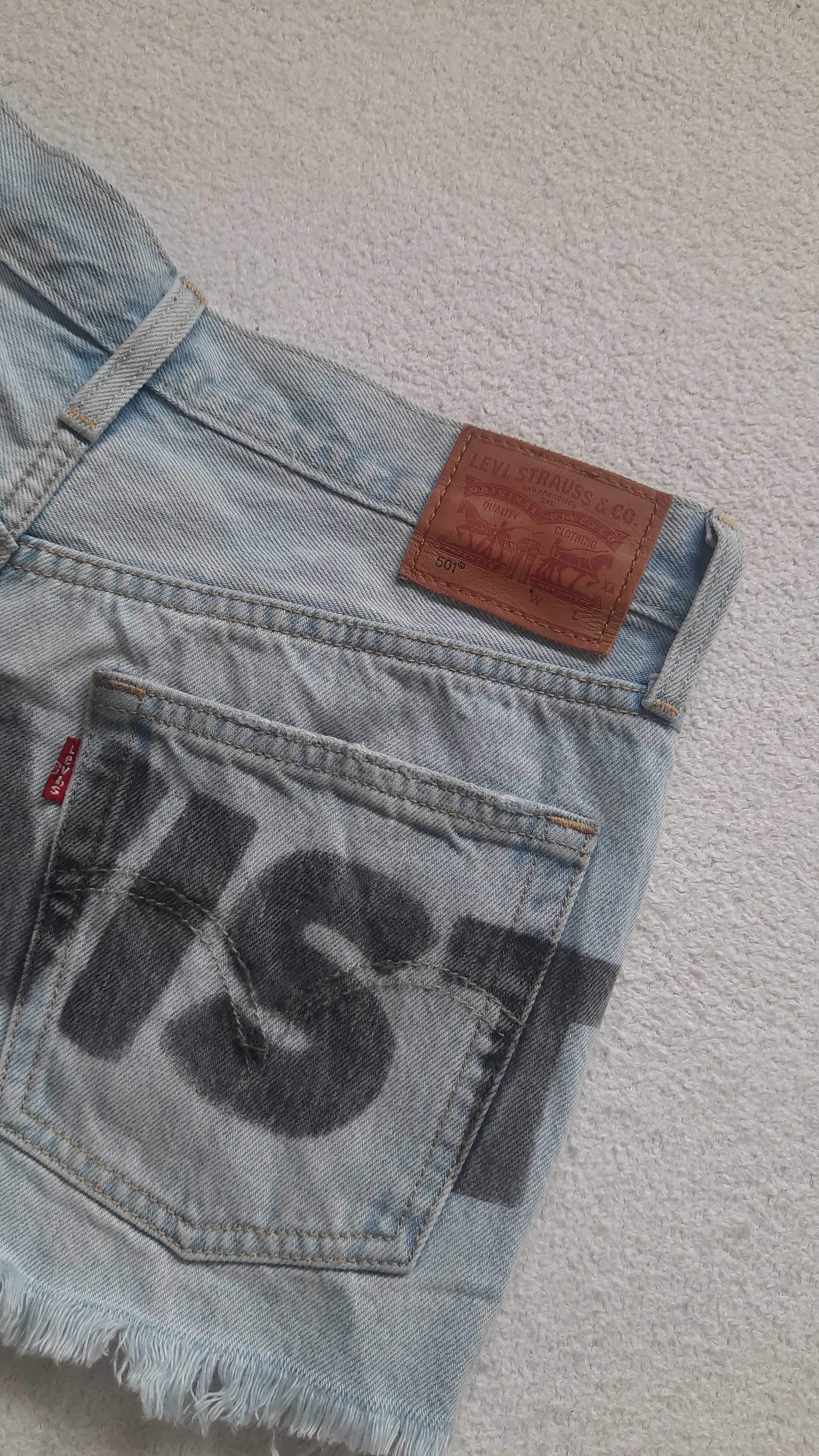 Szorty z wysokim stanem Levi's 501 W27 S