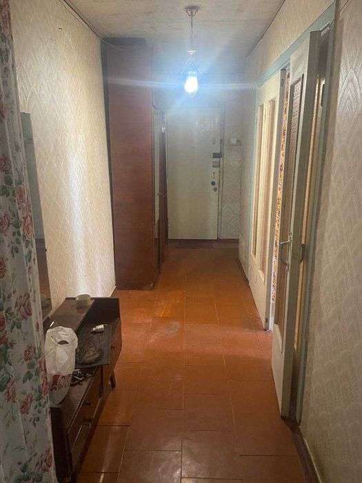 Продаж трикімнатної квартири в центрі по вул. Пушкіна