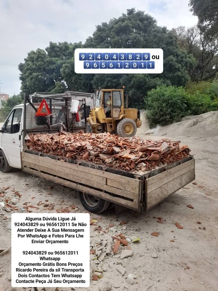 Faço cargas de Entulho Madeira Pladur Monos e limpeza geral Terrenos