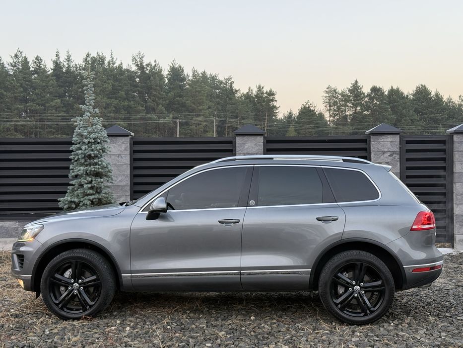 Продам Volkswagen Touareg 3.6 FSI V6 2017