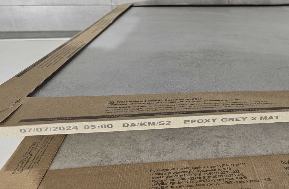 Płytka Tubądzin Epoxy Grey 2 Mat 119,8 x 119,8 cm