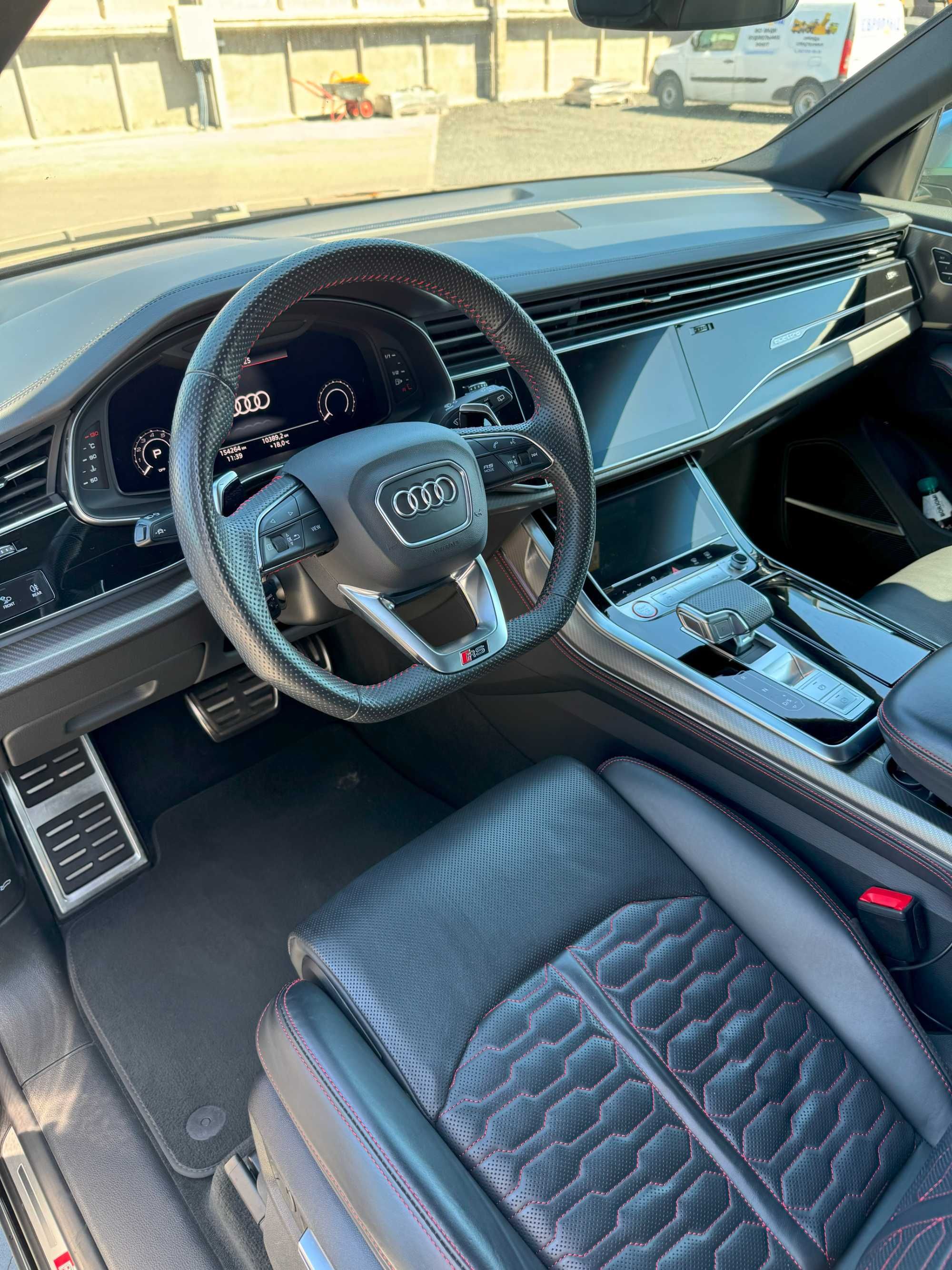 Продаж Audi RS Q8