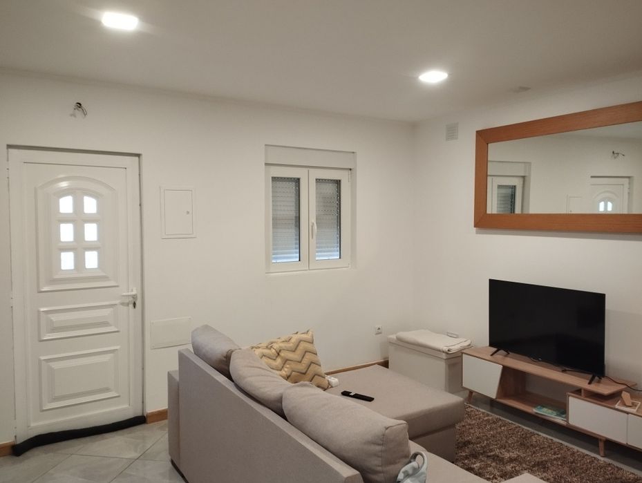 Moradia T2 equipada com espaço Exterior