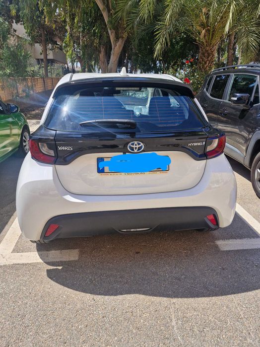 Toyota Yaris Hybrid 2022 – 38.000 km, Excelente Estado