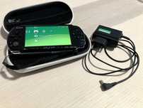 Sony PSP 3004 + oryginalna ładowarka – sprawna