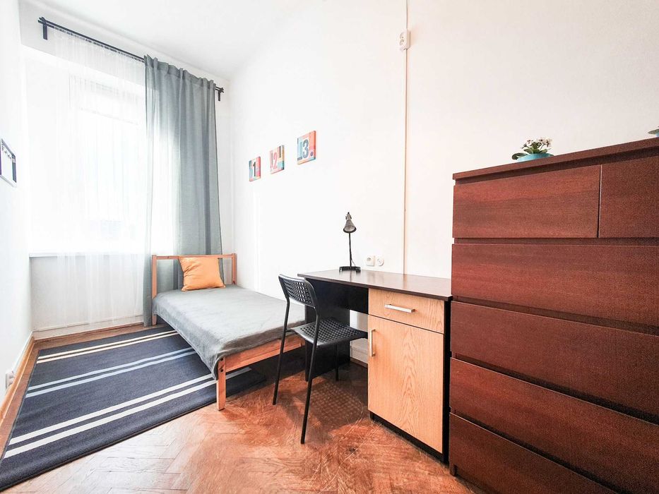 Pokój Plac Inwalidów Królewska AGH UKEN UJ balkon w mieszkaniu