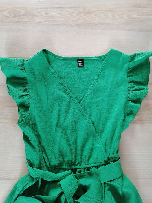 Elegancka sukienka zielona S