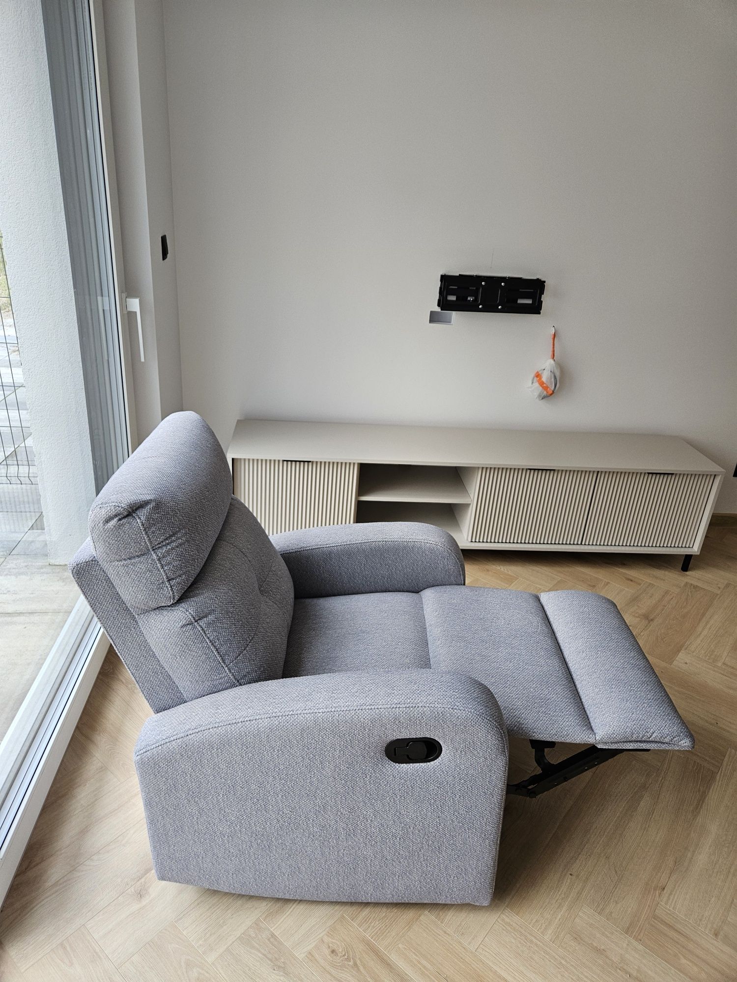 NOWY Fotel Relax Viro z podnóżkiem