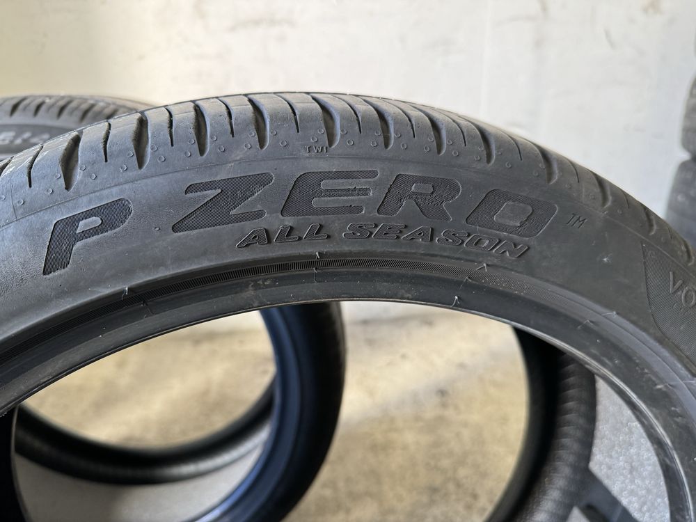 Opony Wielosezonowe 235/40/19 Pirelli P ZERO 2018r. Para