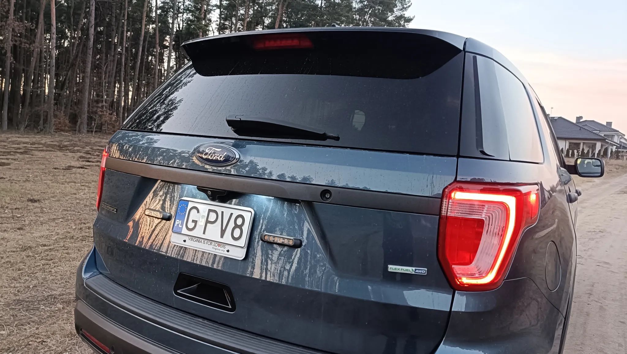 Ford Explorer Police Interceptor AWD Radiowóz