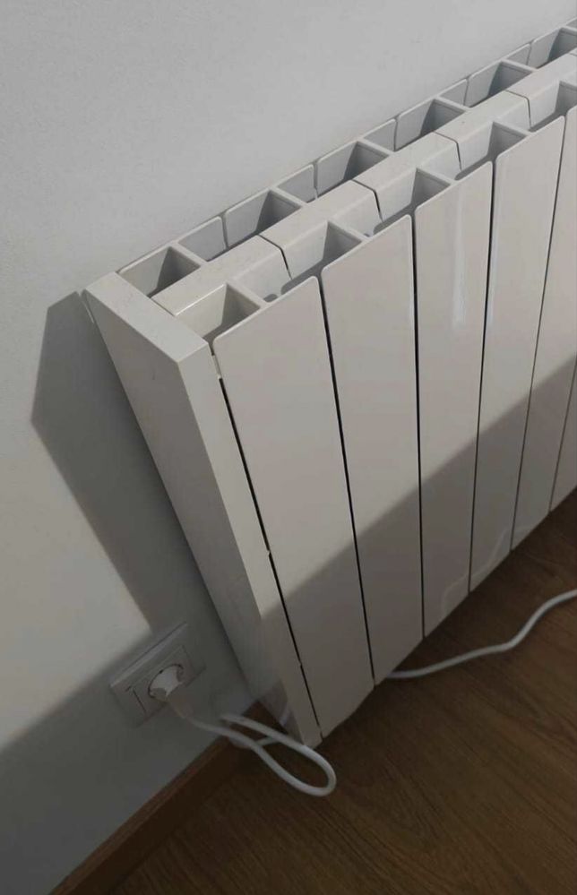 Aquecedor emissor cerâmico equation Hera 750w