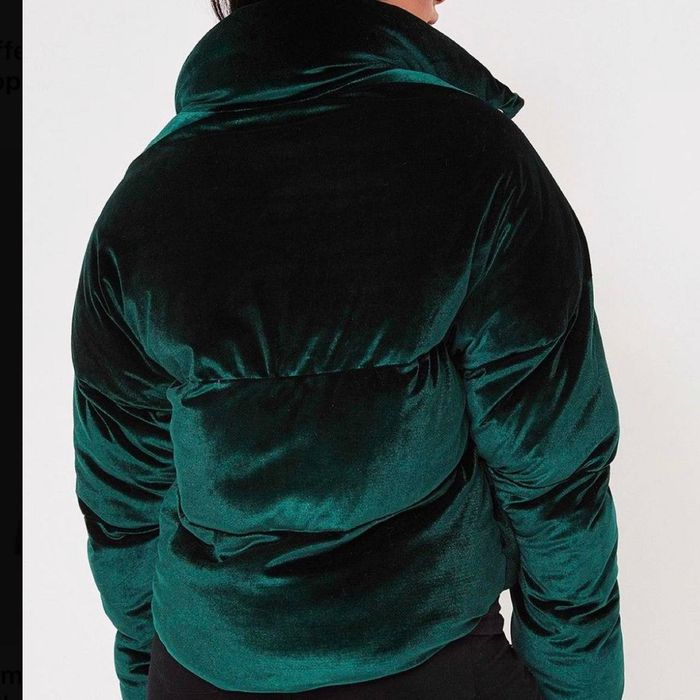 Продам куртку від Zara