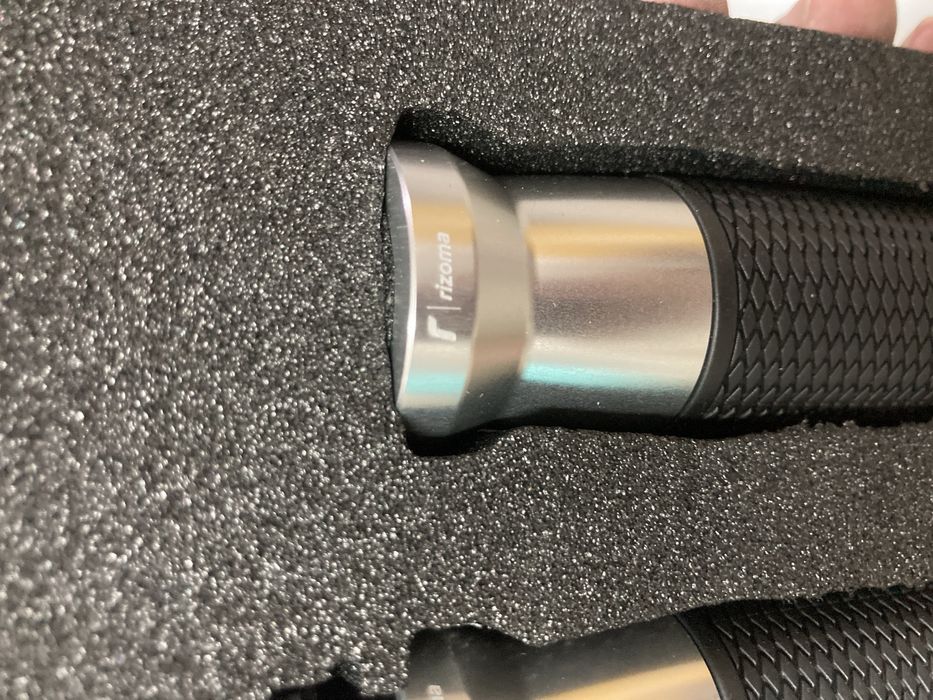 Rizoma - punhos mota