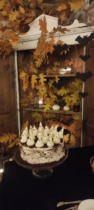 Stodoła Idzikówka , urodziny , panieński , baby shower, halloween.