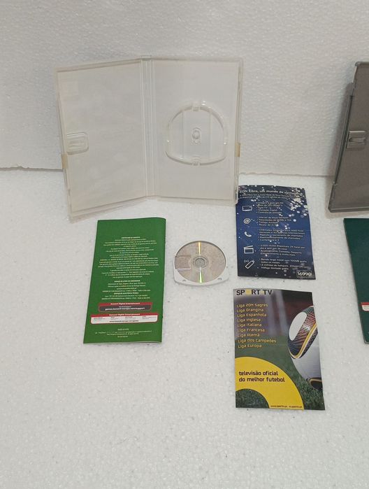 Conjunto de 2 Pro Evolution Soccer ( 5 + 2011 ) Sony PSP CIB