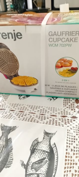 Maquina de fazer waffles nova