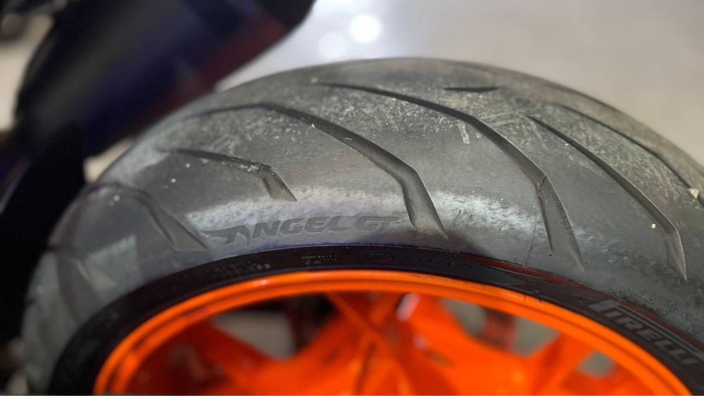 KTM 890 Duke R 2022