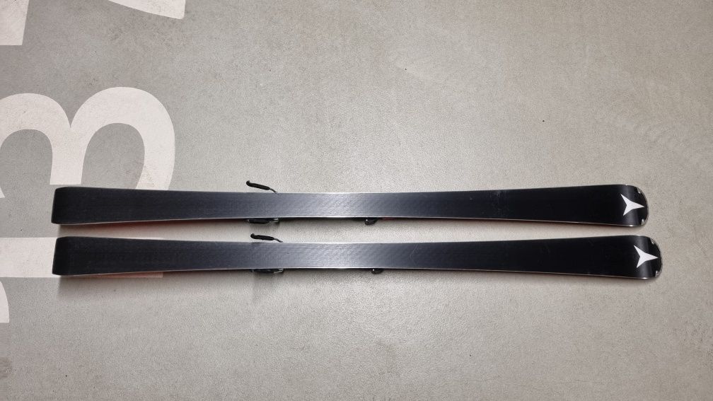 Atomic Redster S9 165cm