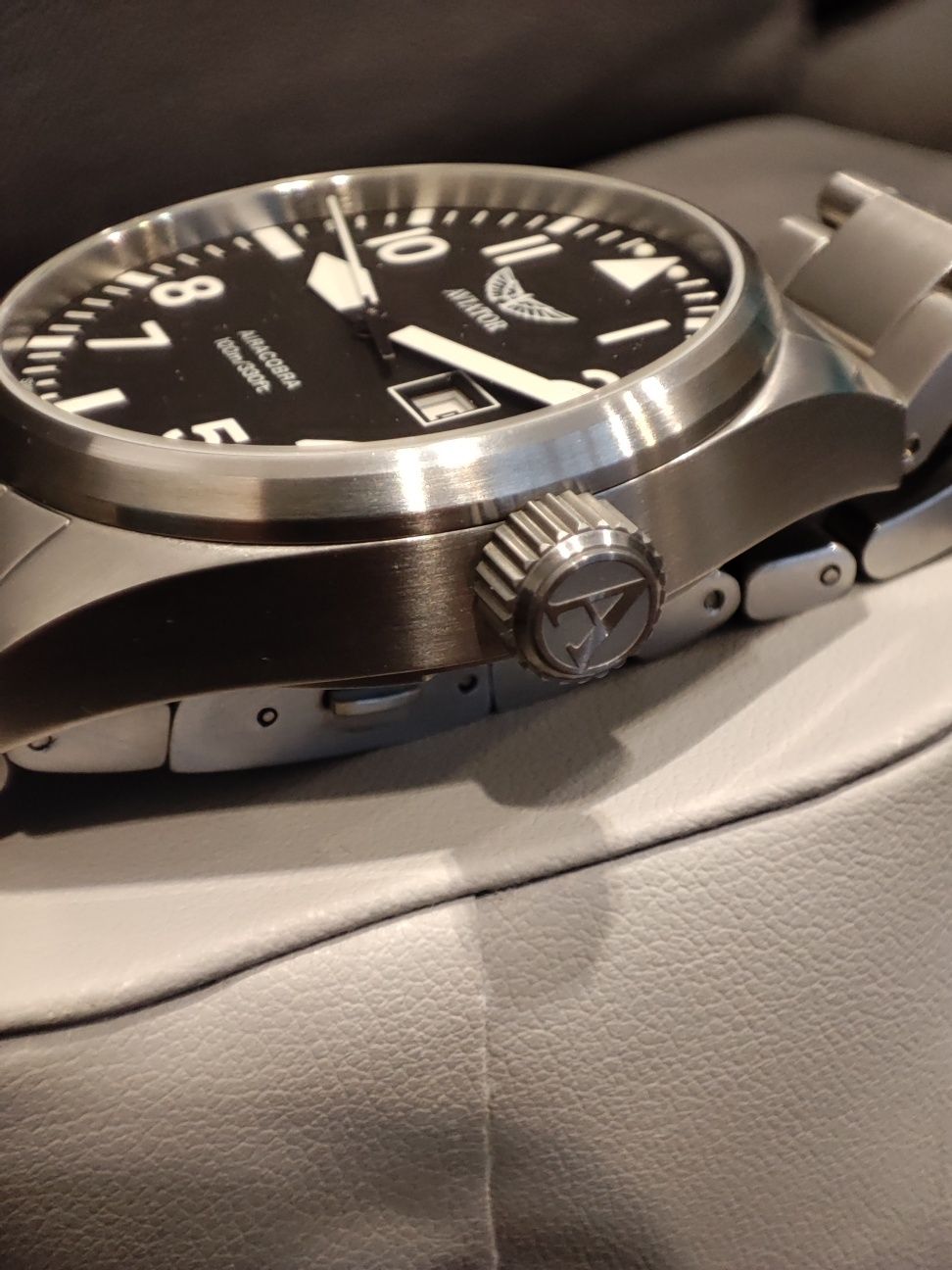 Szwajcarski zegarek Aviator Airacobra. Zamiana na Seiko SKX 007/009