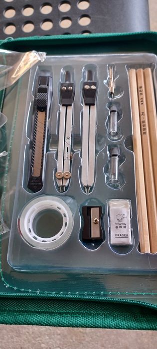 Estojo Escolar Completo