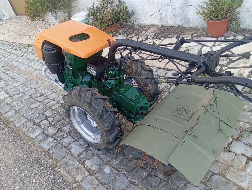 Motocultivador Goldoni 14 cavalos