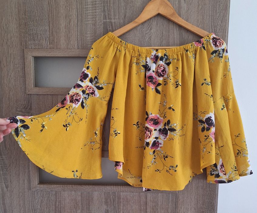Musztardowa bluzka hiszpanka w kwiaty 38 boho hippie szeroki rękaw 
Wi