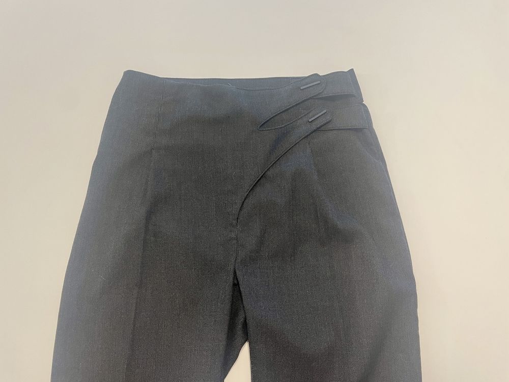 Calças Salsa cinzentas capri, tamanho 26