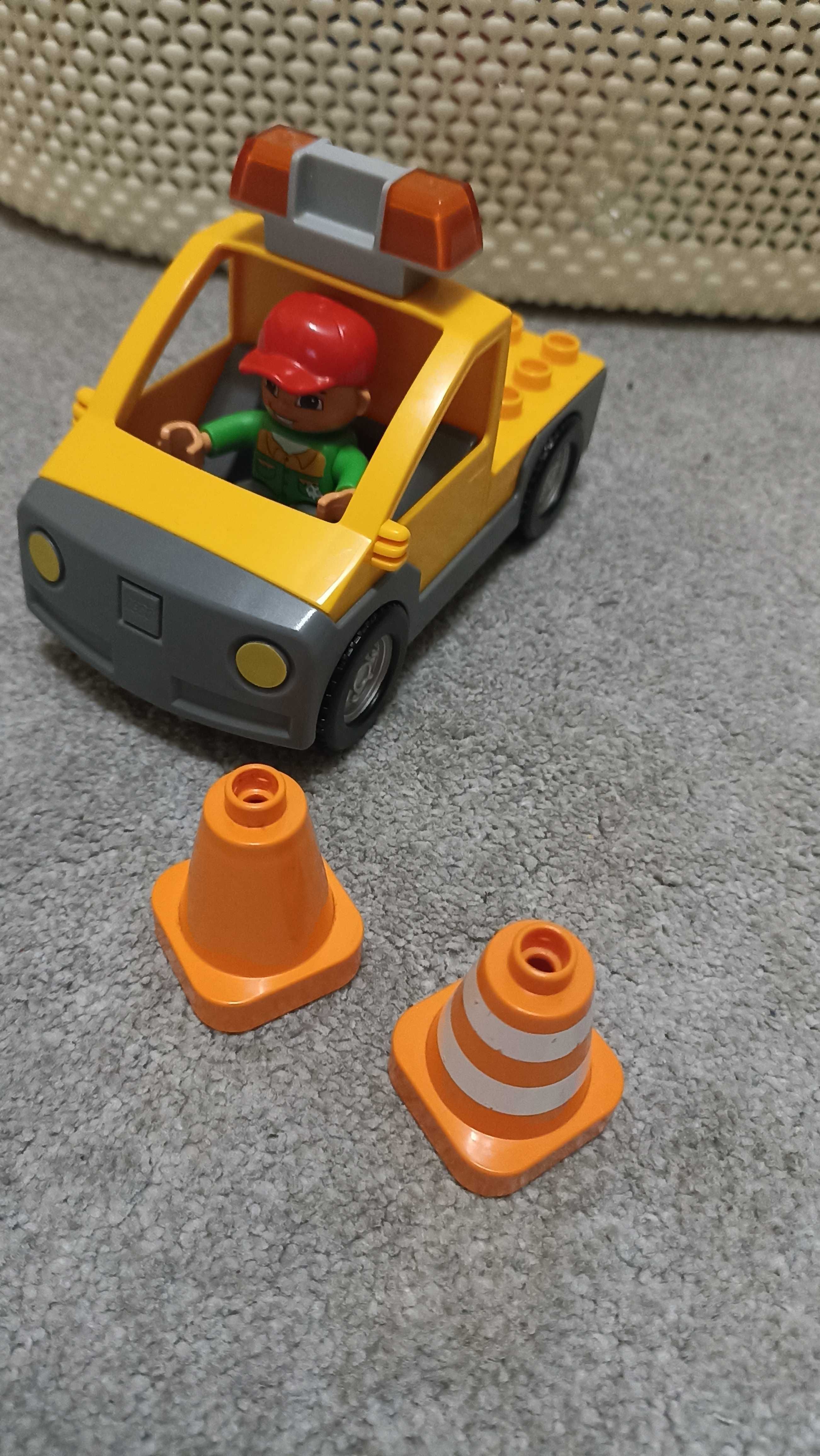 Samochód LEGO Duplo