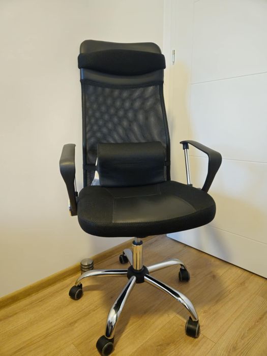fotel biurowy krzesło obrotowe