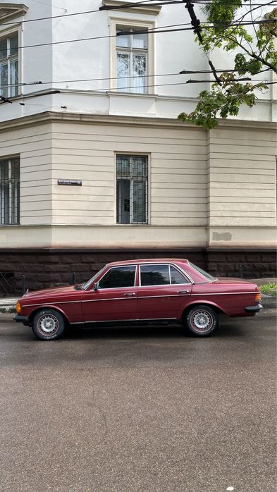 Mercedes benz 200d мерс 123 w123 огірок огурец