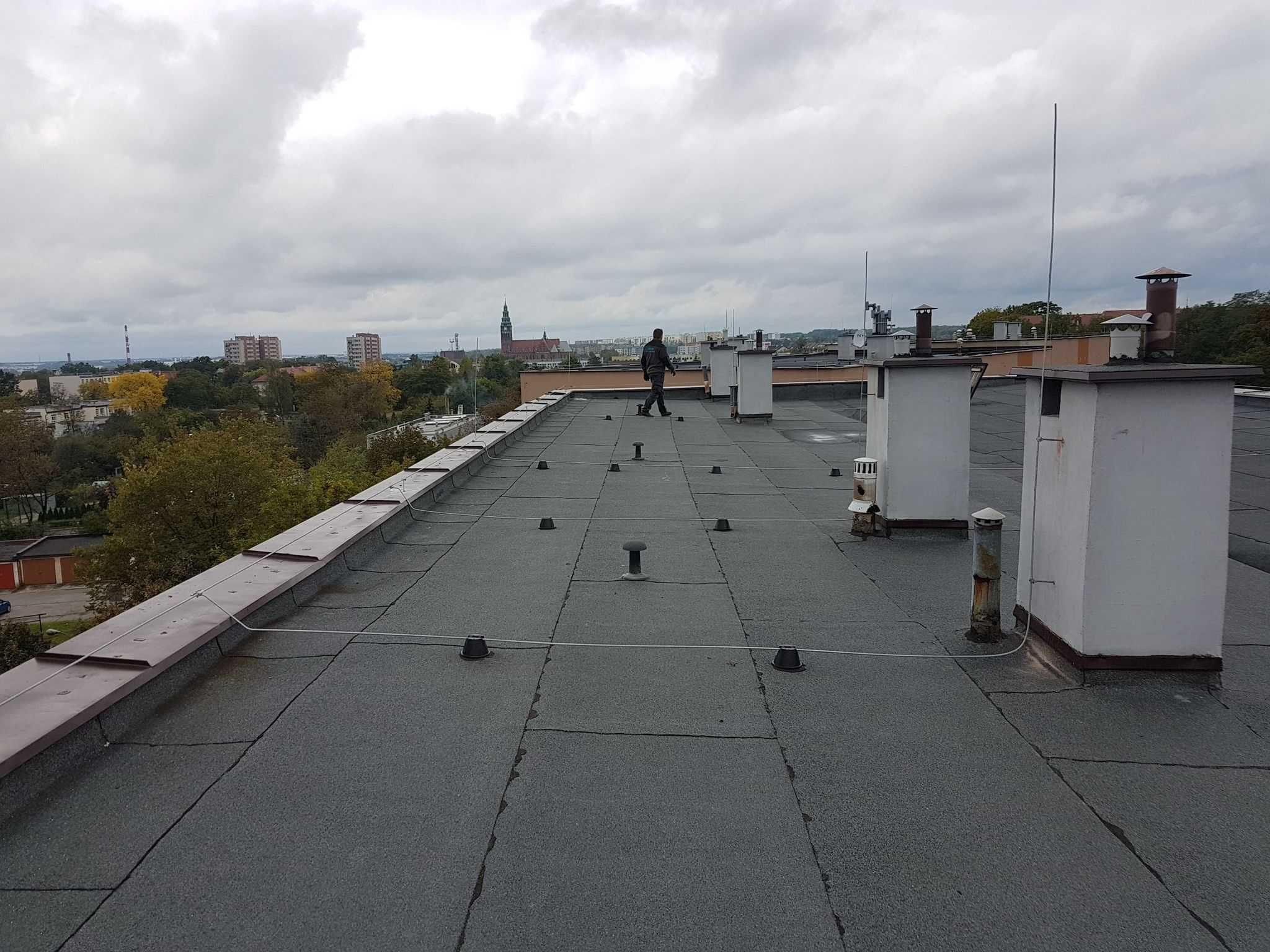 instalacja odgromowa-piorunochron- ochrona odgromowa-uziemienie domu