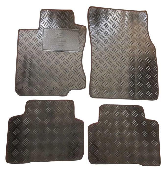 2 Tapetes Nissan Qashqai - (J11) - BORRACHA - Novos