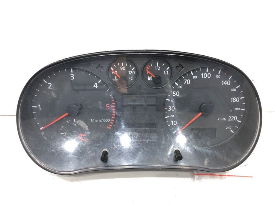 LICZNIK - 68.00 PLN - AUDI A3 (8L1) 1996 - 2006 1.9 TDI 66 kW [90 KM] olej napędowy 1996 - 2001