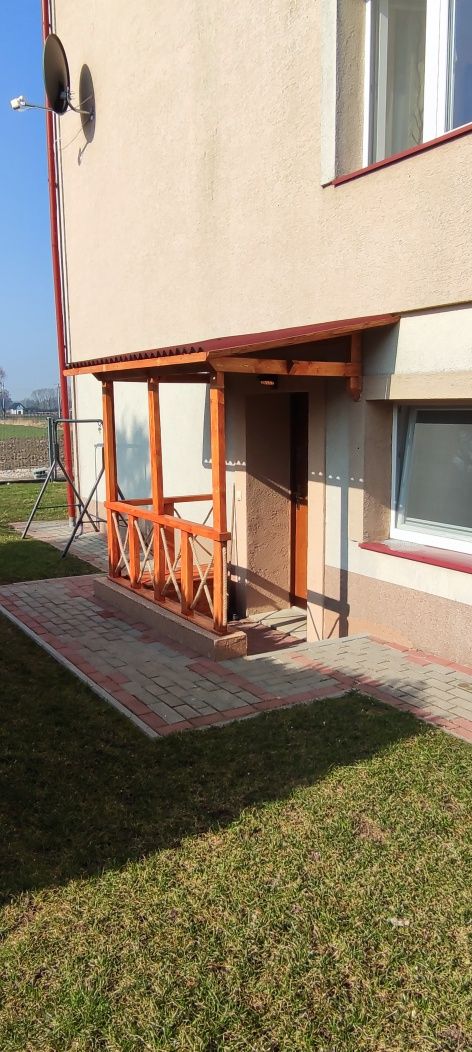 meble ogrodowe, donice , domki zadaszenia