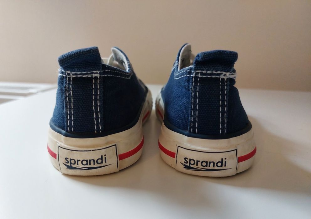 Trampki uniwersalne, rozmiar 24