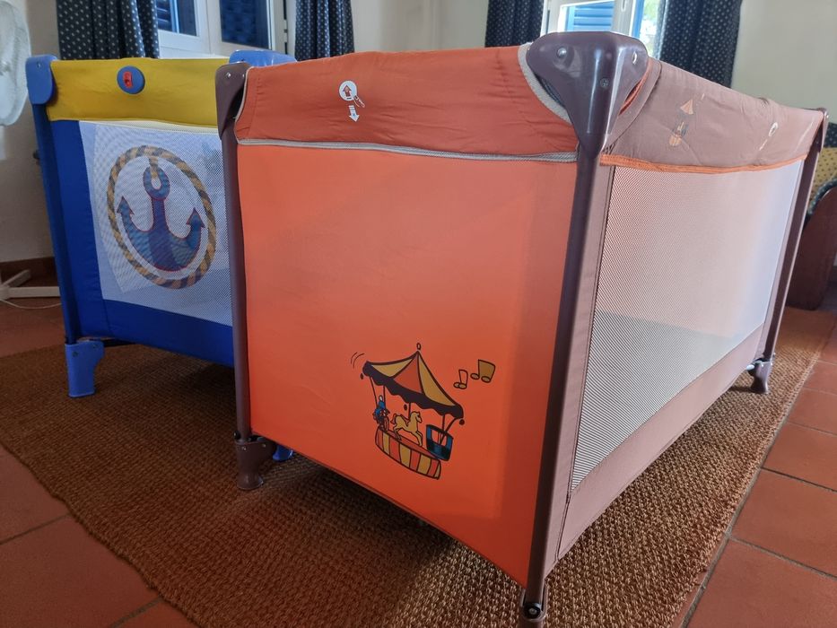 Camas de viagem Impecáveis